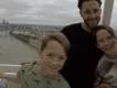 Eine glückliche Familie im London Eye in London
