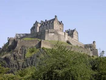 Day Trip to Edinburgh with Edinburgh Castle & Bus Tour