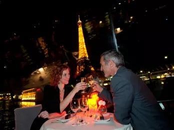 Bateaux Parisiens Dinner Cruise