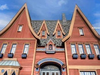 Arendelle Boutiquea at World of Frozen Disneyland Paris