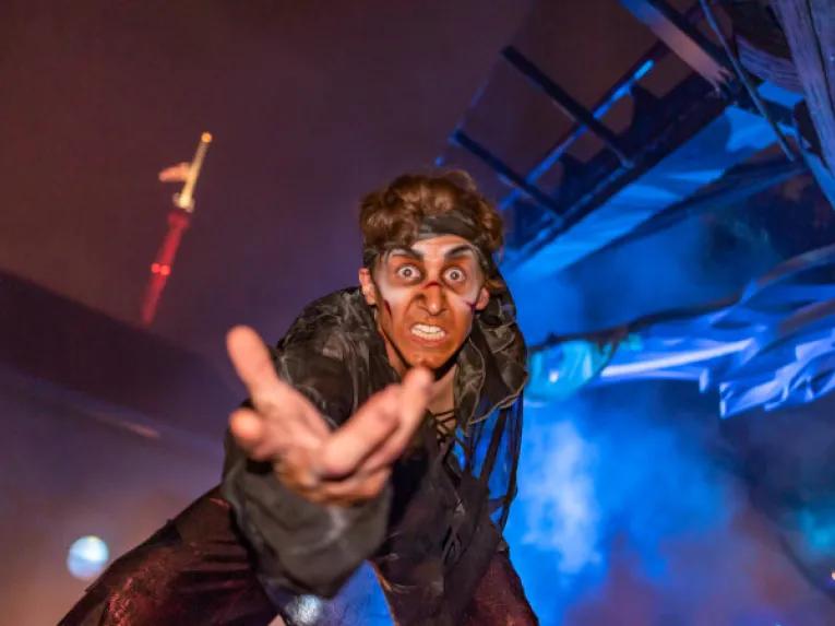 Scare character at SeaWorld Howl-O-Scream