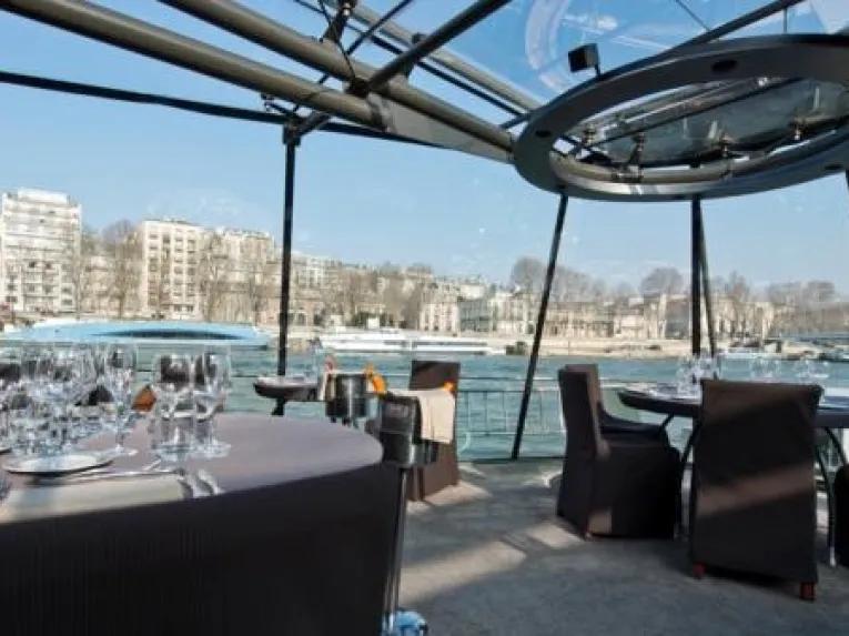 premier-service-lunch-seating