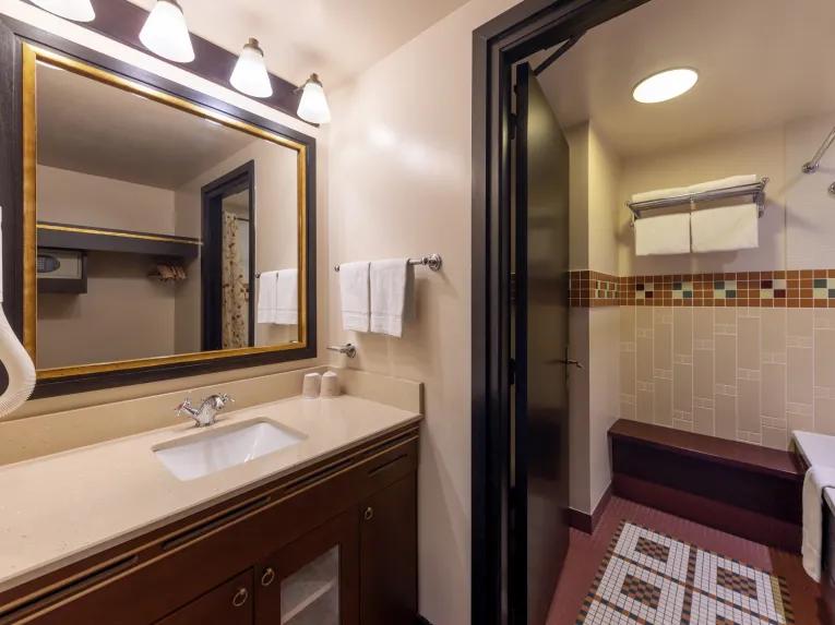 Sequoia Lodge Bathroom