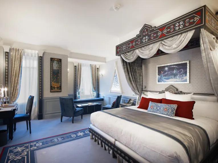 Signature Suite Frozen Disneyland Hotel