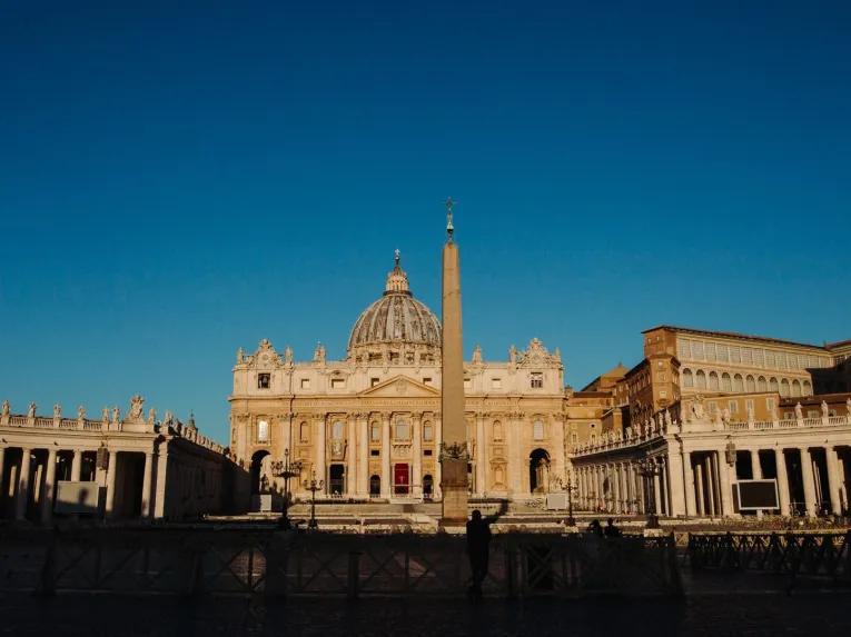 St. Peter’s Basilica Priority Access Tour with Dome & Crypt