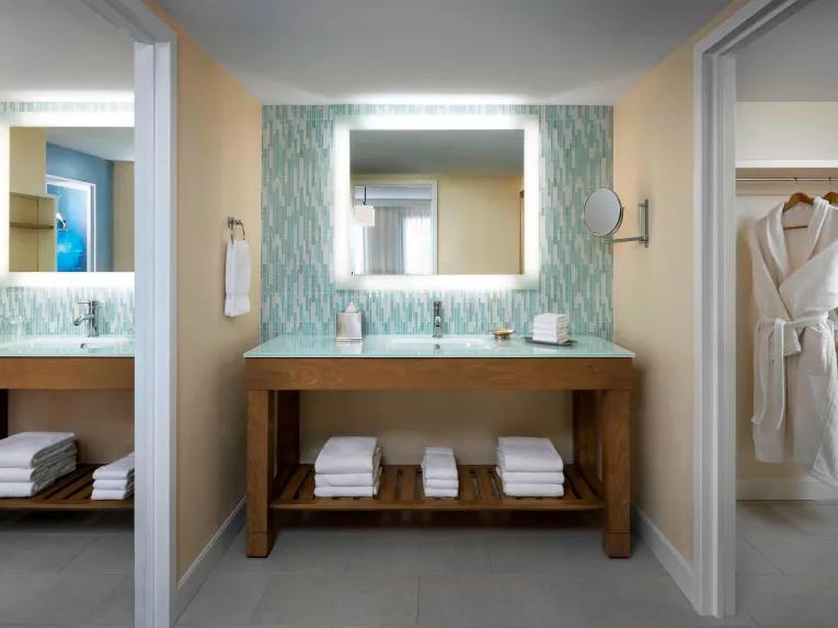 Guest bathroom at the Walt Disney World Dolphin