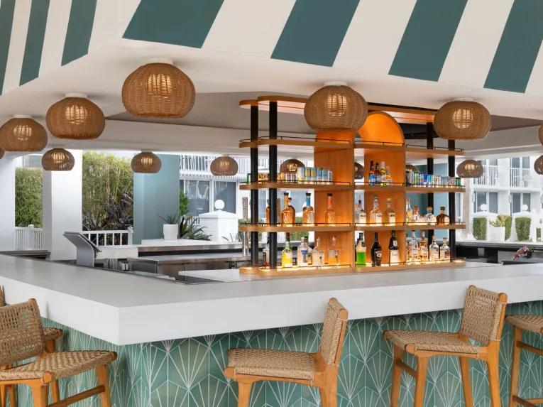 Pool-bar