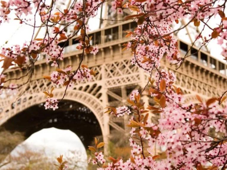 Eiffel-Tower